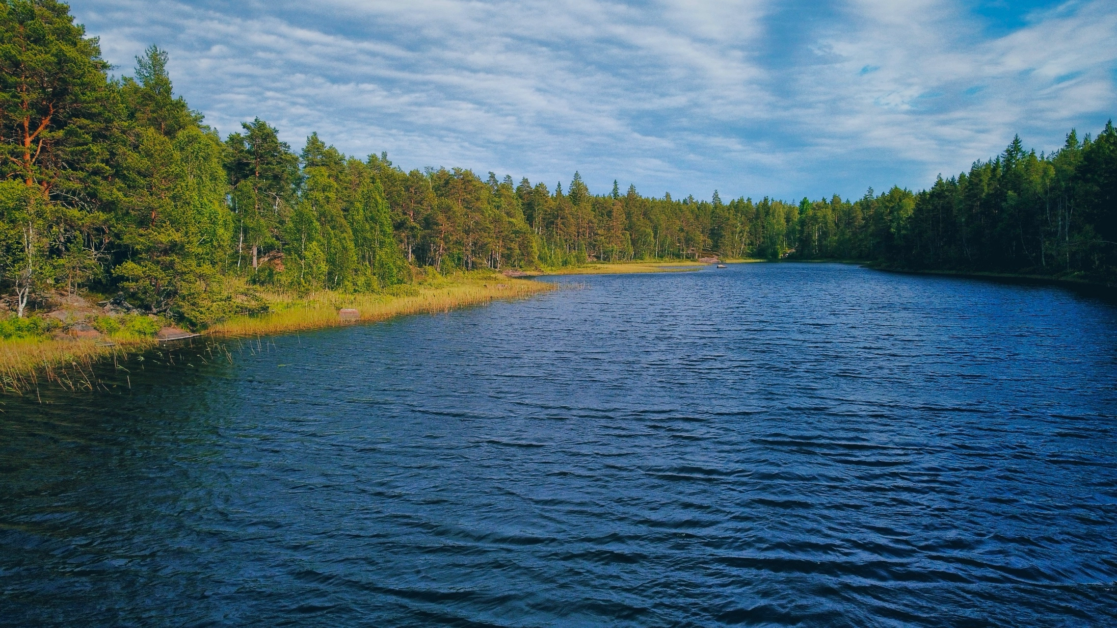 Bild ohne Beschreibung Bild ohne Beschreibung