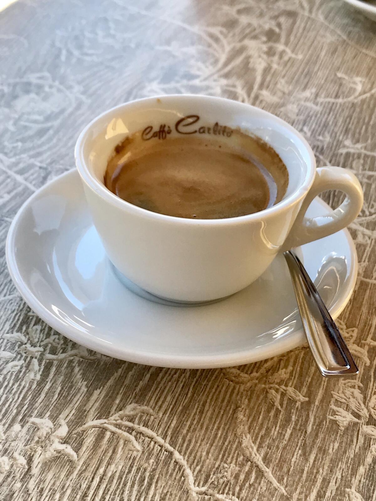 Bild ohne Beschreibung Bild ohne Beschreibung