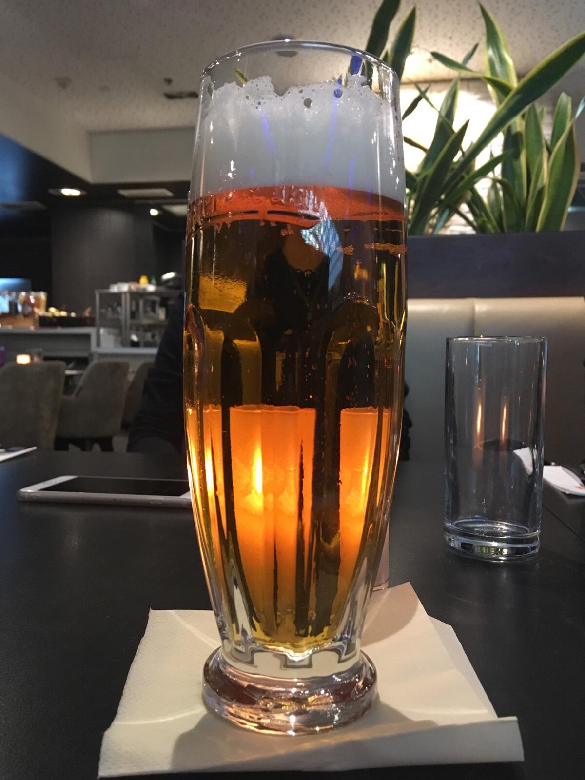 Bild ohne Beschreibung Bild ohne Beschreibung