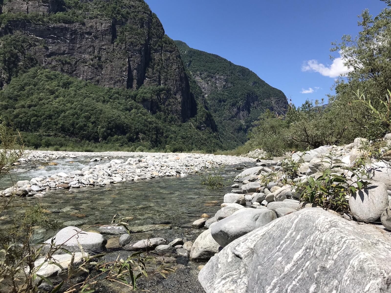 Bild ohne Beschreibung Bild ohne Beschreibung