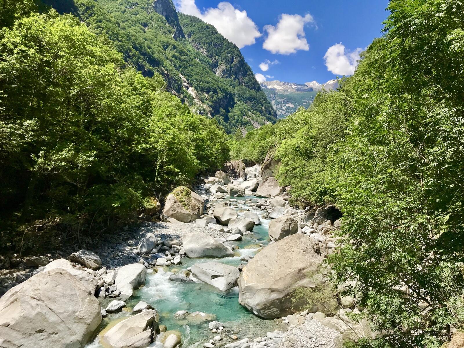 Bild ohne Beschreibung Bild ohne Beschreibung