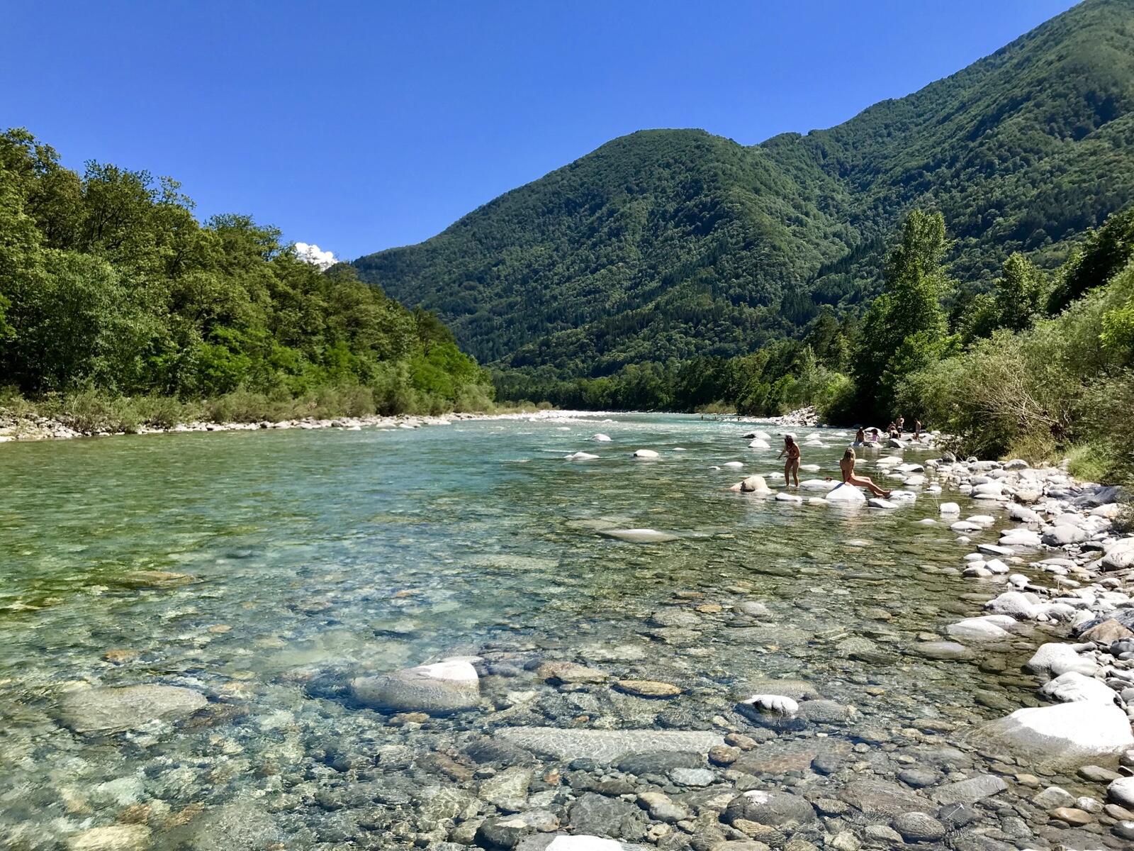 Bild ohne Beschreibung Bild ohne Beschreibung