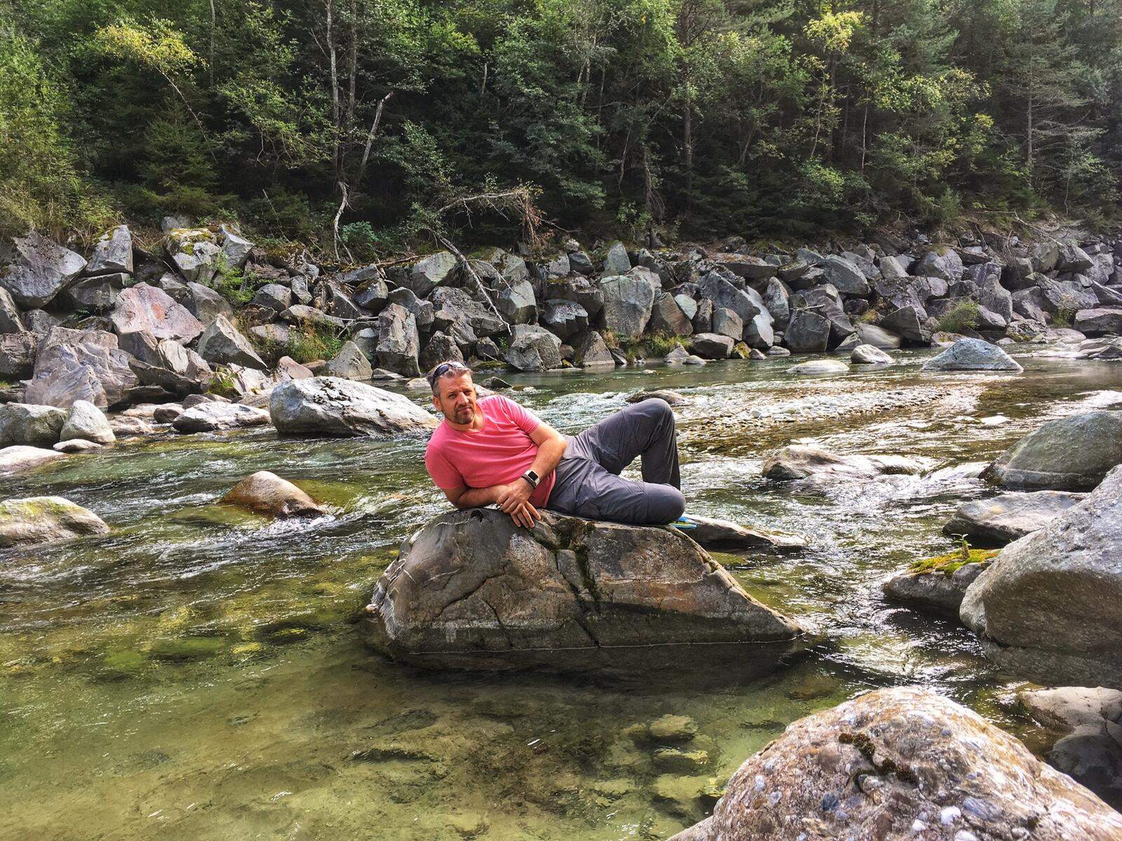 Bild ohne Beschreibung Bild ohne Beschreibung