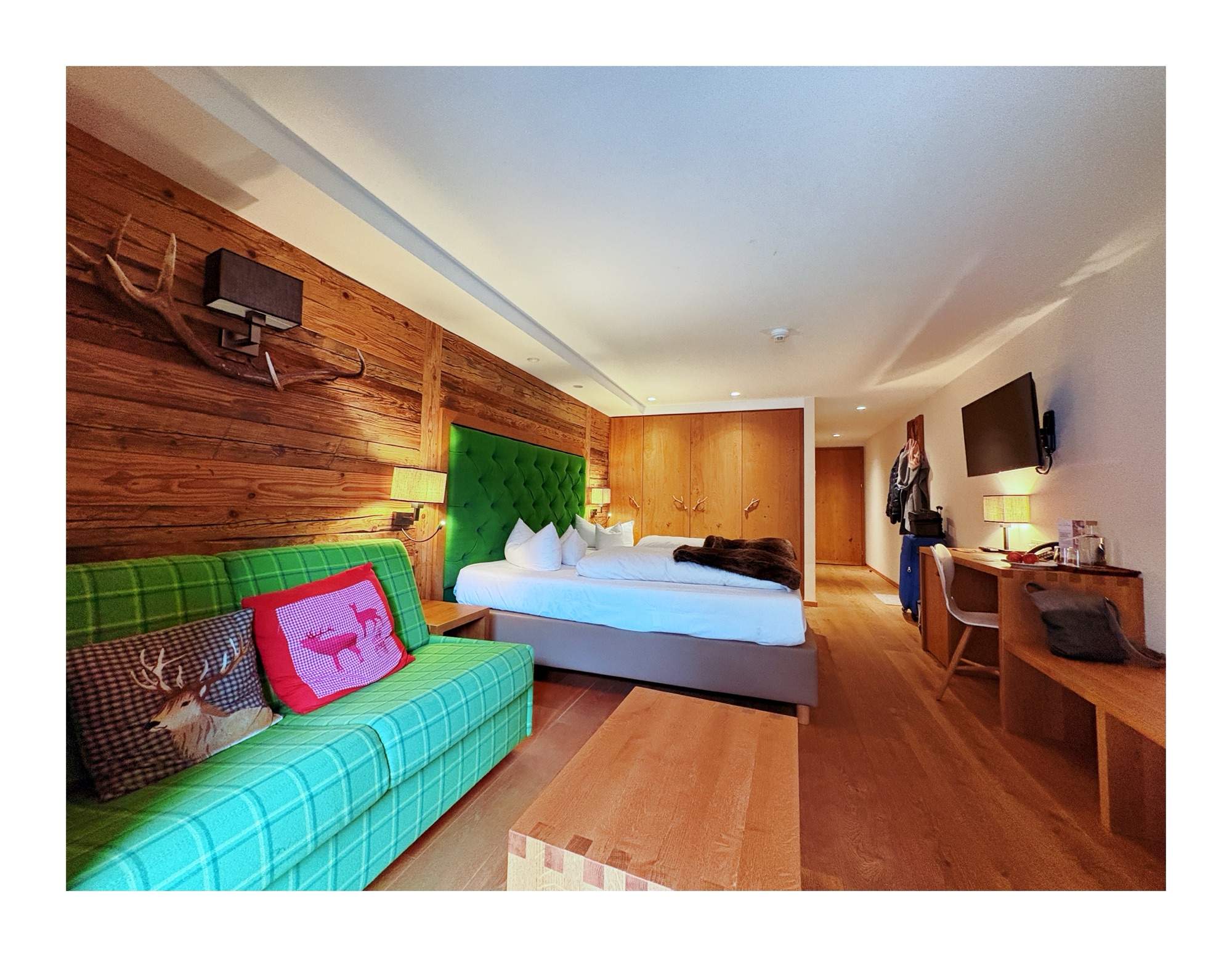 Bild ohne Beschreibung Bild ohne Beschreibung