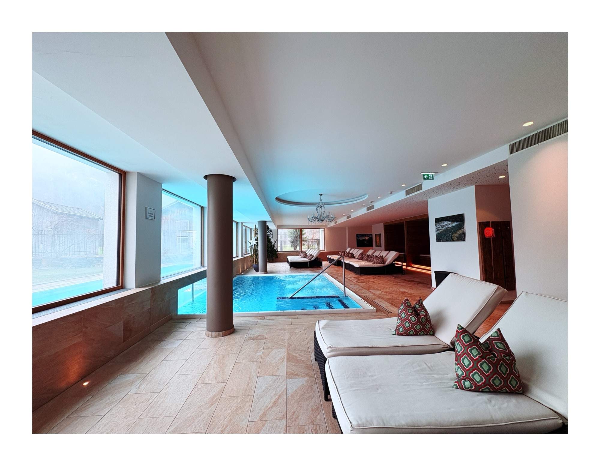 Bild ohne Beschreibung Bild ohne Beschreibung