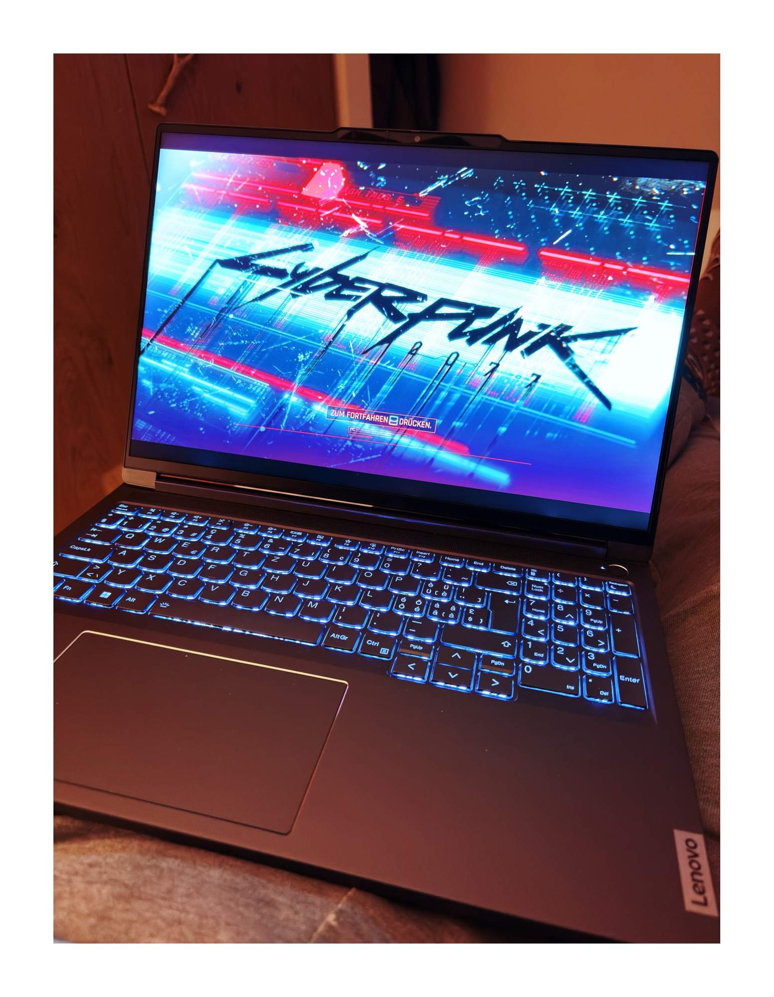 Bild ohne Beschreibung Bild ohne Beschreibung