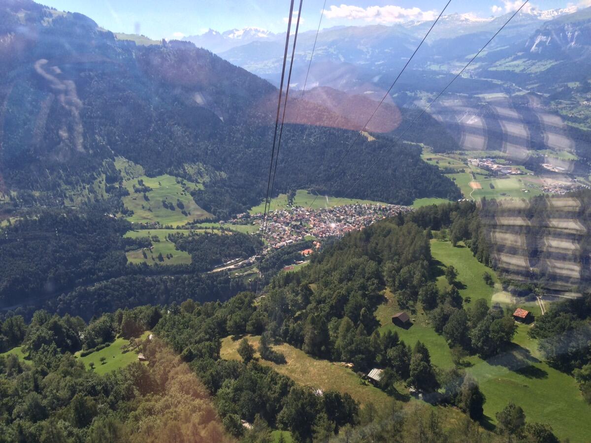 Bild ohne Beschreibung Bild ohne Beschreibung