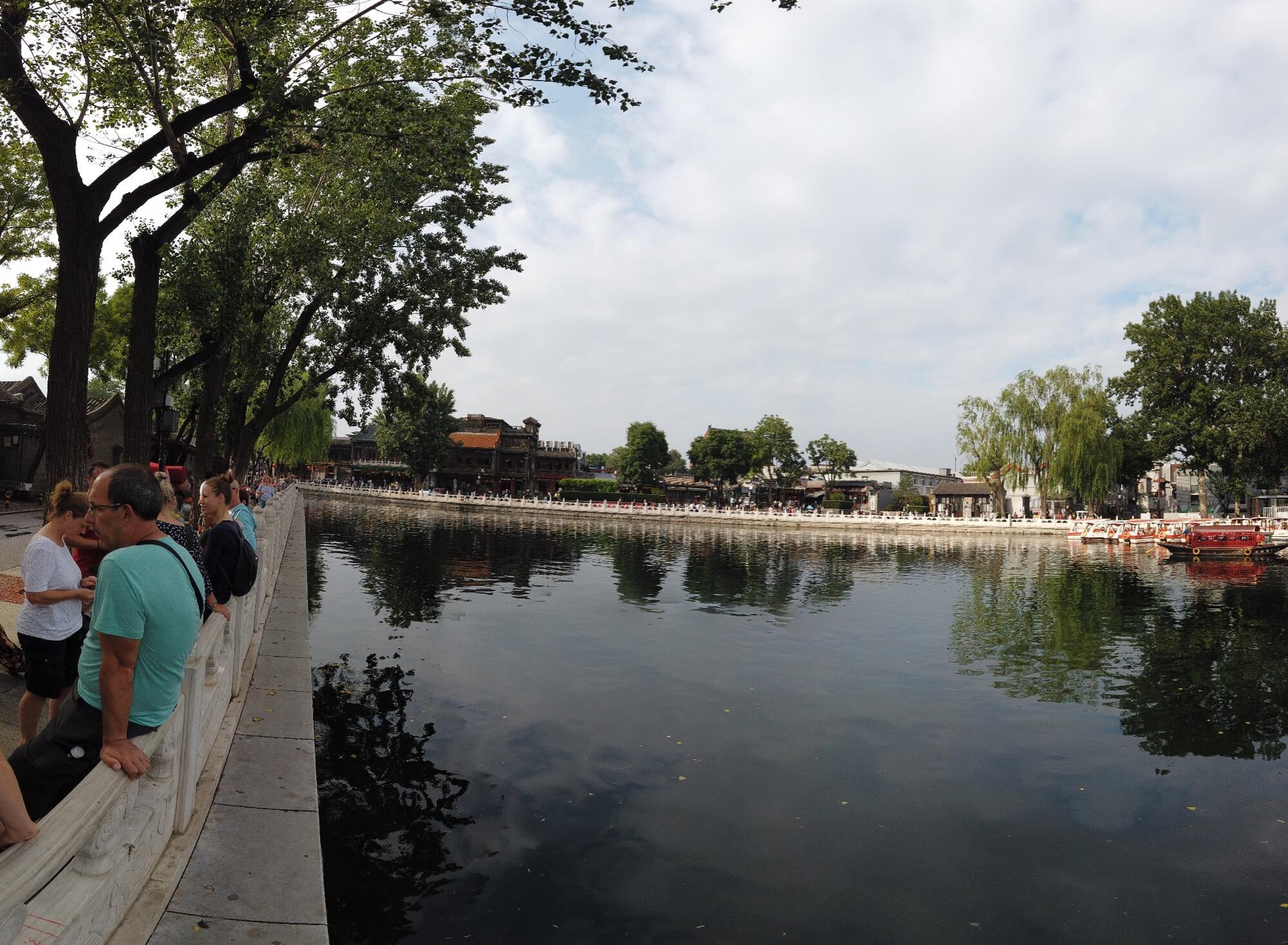 Bild ohne Beschreibung Bild ohne Beschreibung