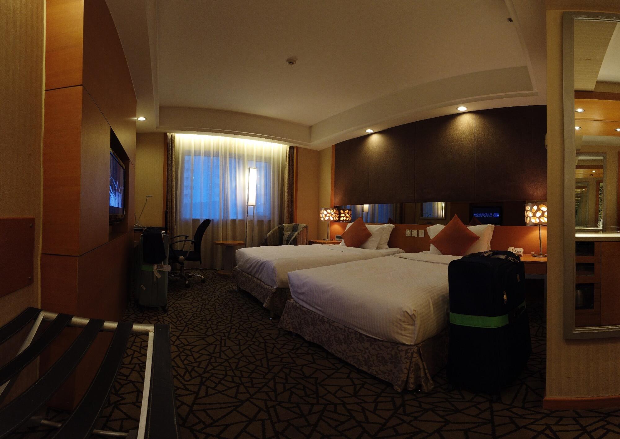 Bild ohne Beschreibung Bild ohne Beschreibung