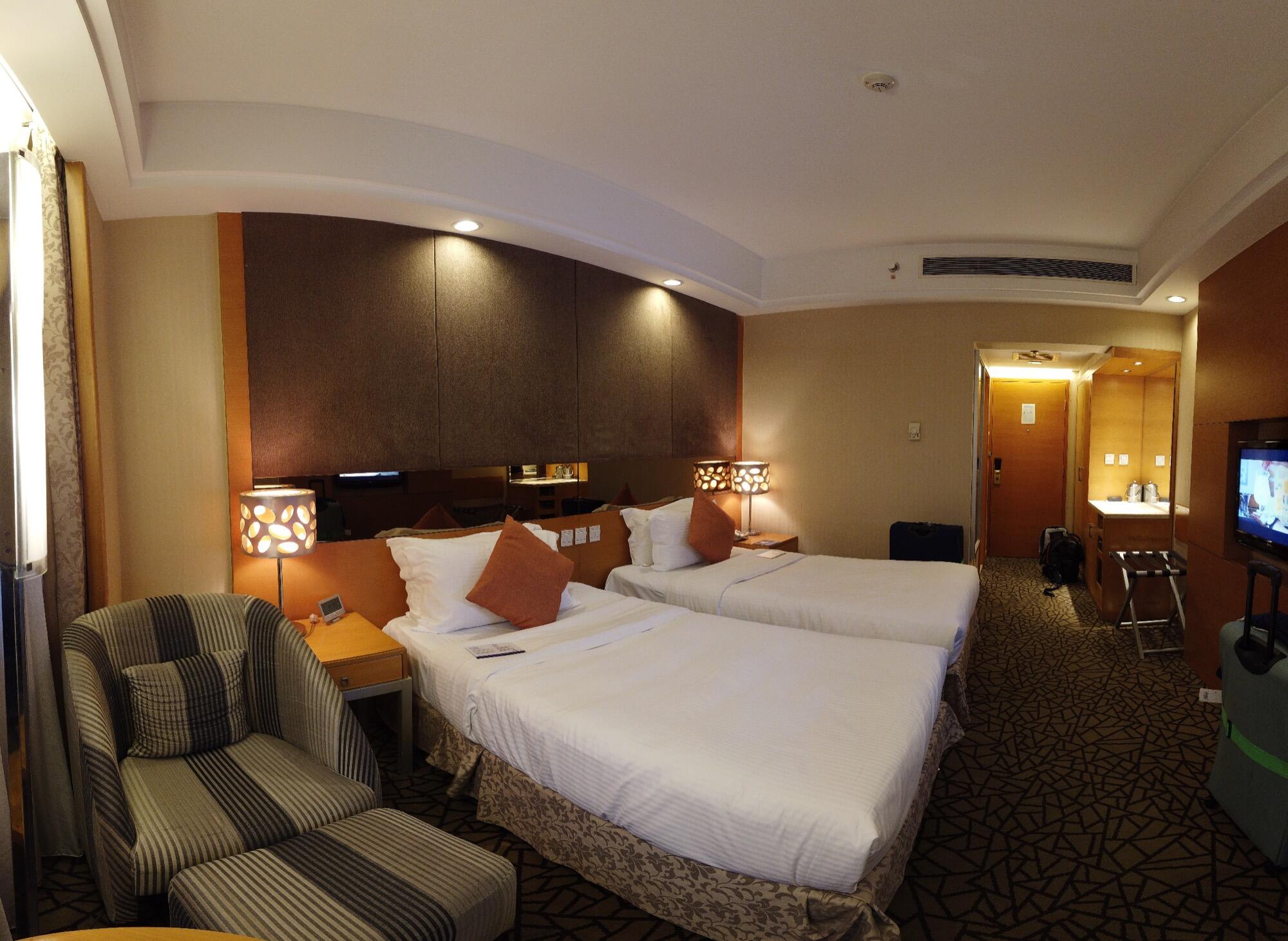 Bild ohne Beschreibung Bild ohne Beschreibung