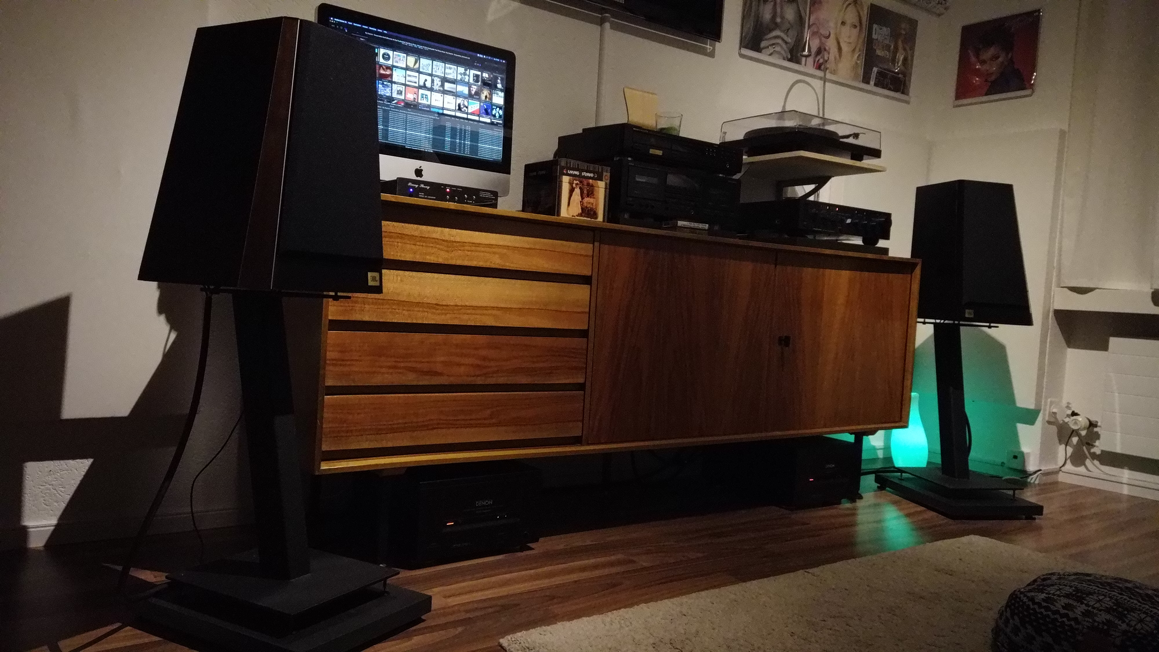 Bild ohne Beschreibung Bild ohne Beschreibung