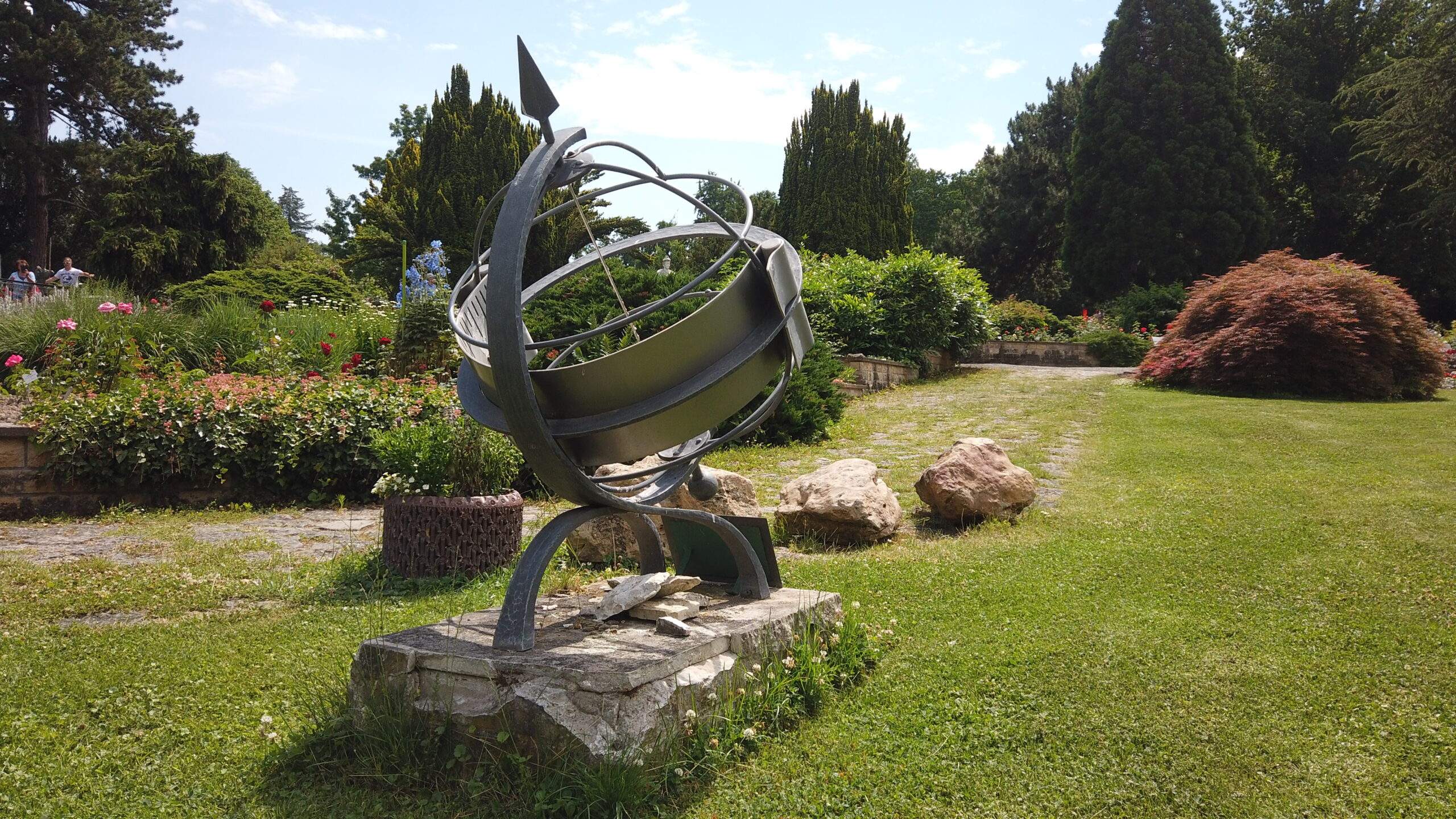 Bild ohne Beschreibung Bild ohne Beschreibung