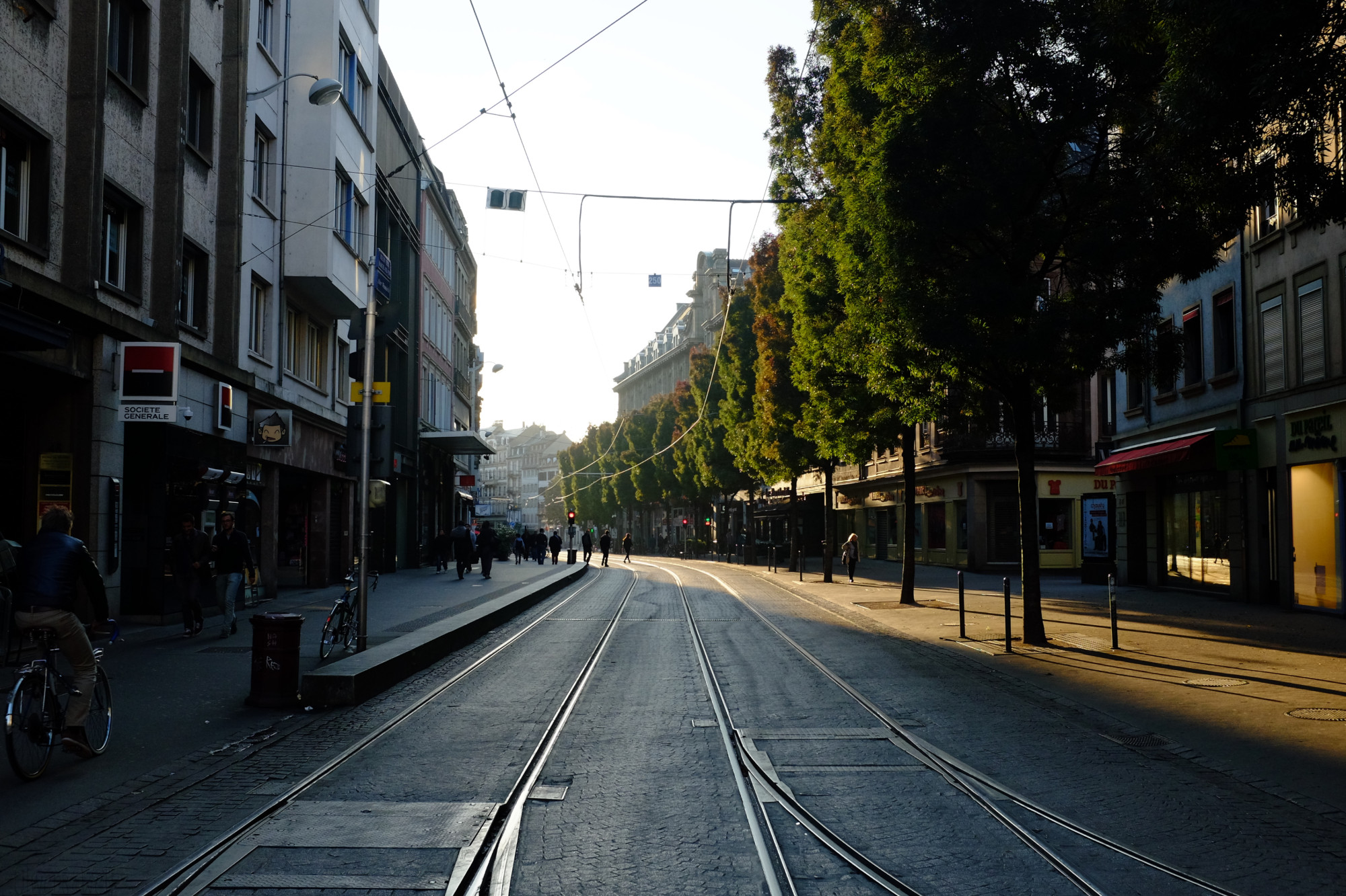 Bild ohne Beschreibung Bild ohne Beschreibung
